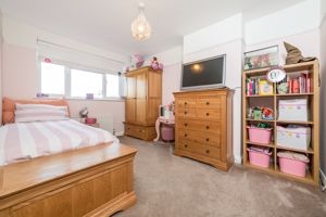 BEDROOM- click for photo gallery